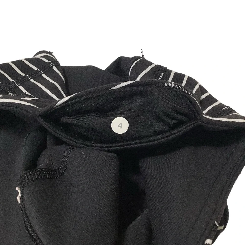 Lululemon Wunder Under Crop Leggings Sz 4 21” Reversible Black Striped - Picture 3 of 11